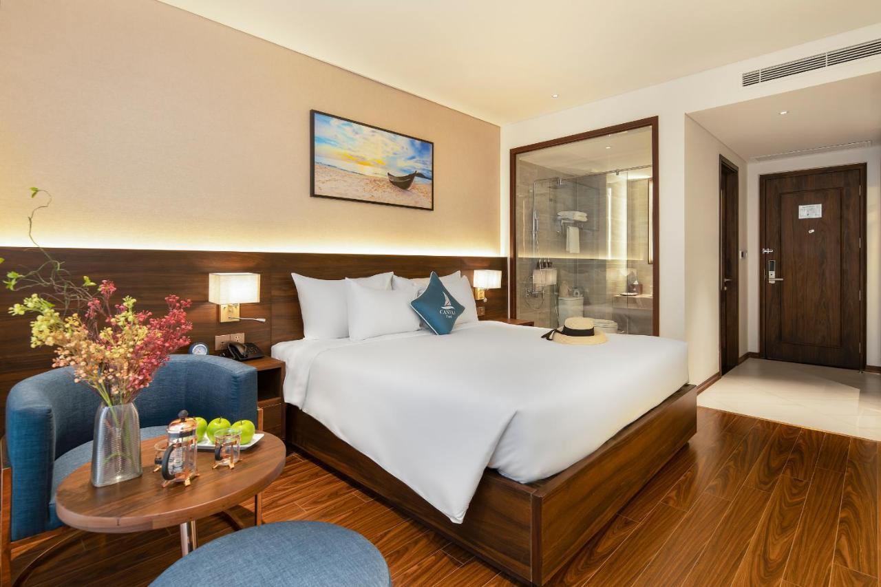 Canvas Danang Beach Hotel Bagian luar foto