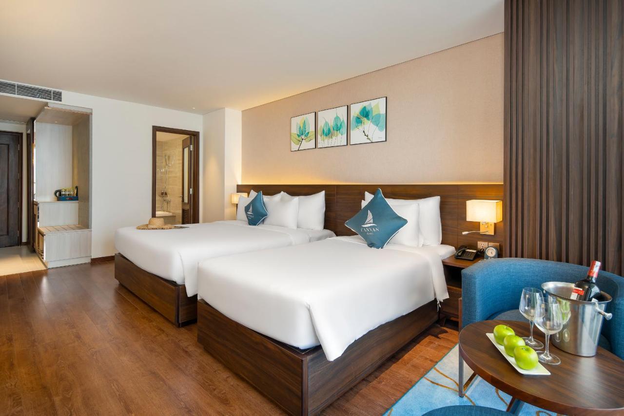 Canvas Danang Beach Hotel Bagian luar foto