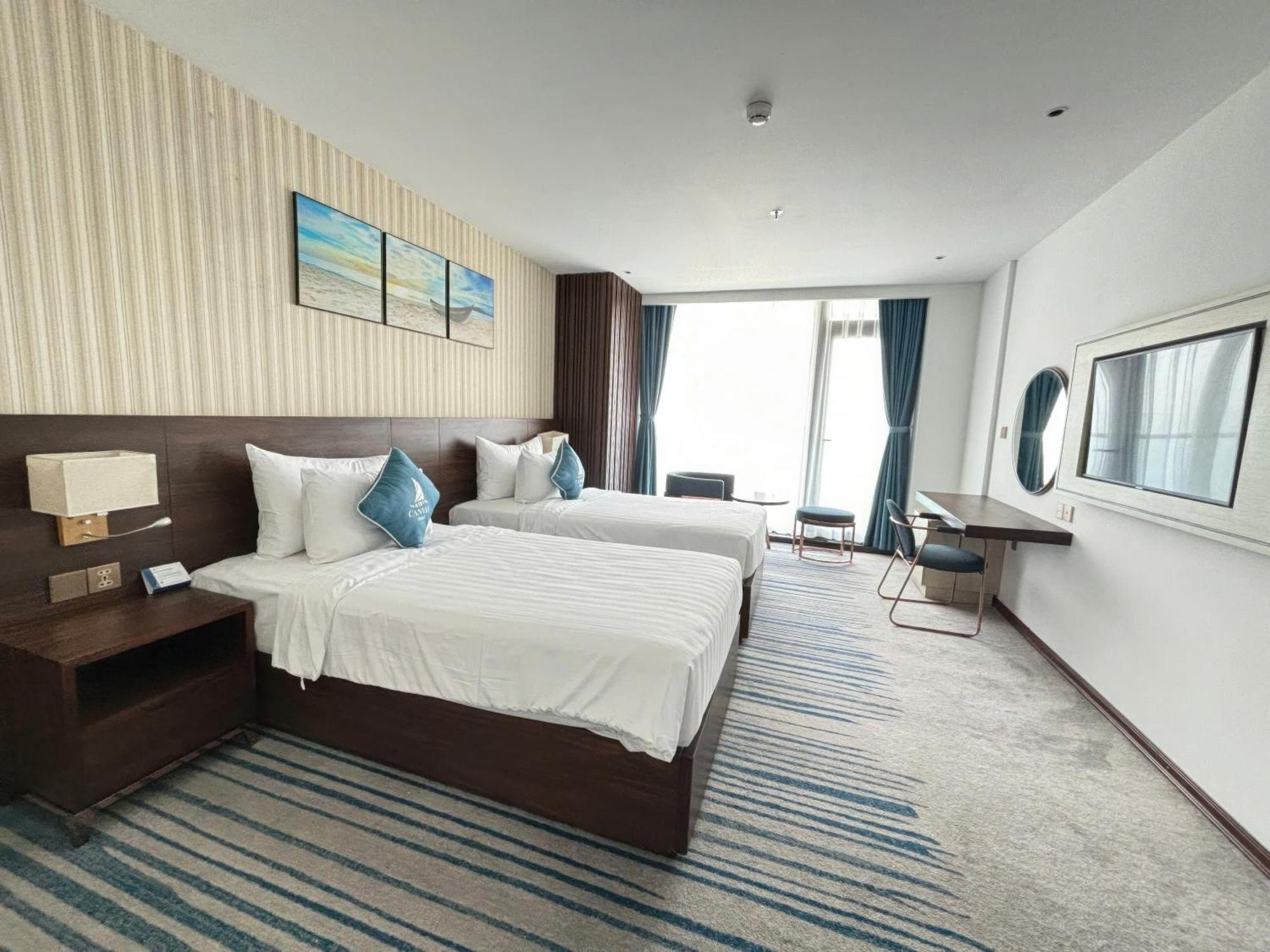Canvas Danang Beach Hotel Bagian luar foto